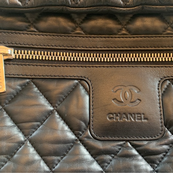 Authentic Chanel backpack black leather - Picture 3 of 15